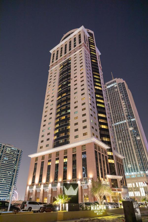 Magnum Hotel & Suites West Bay Doha Bagian luar foto