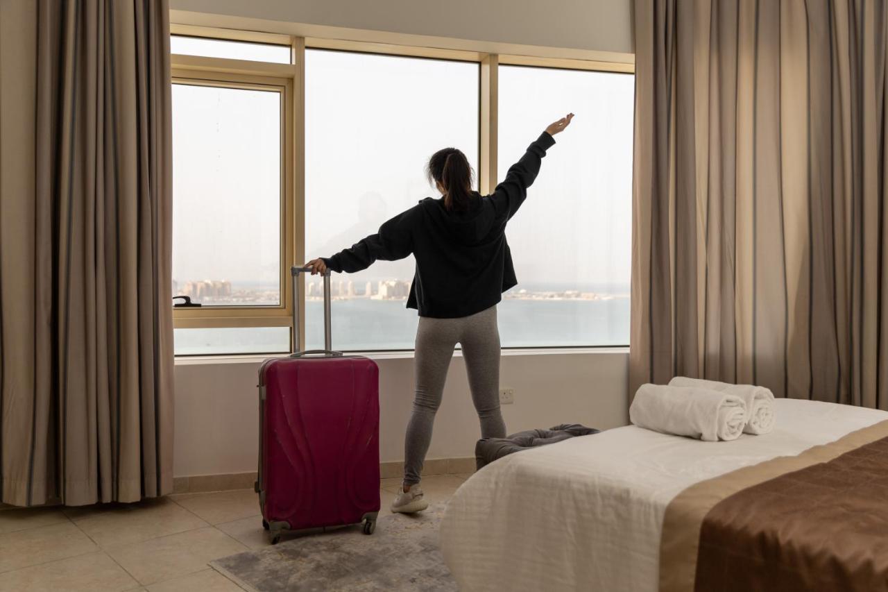 Magnum Hotel & Suites West Bay Doha Bagian luar foto