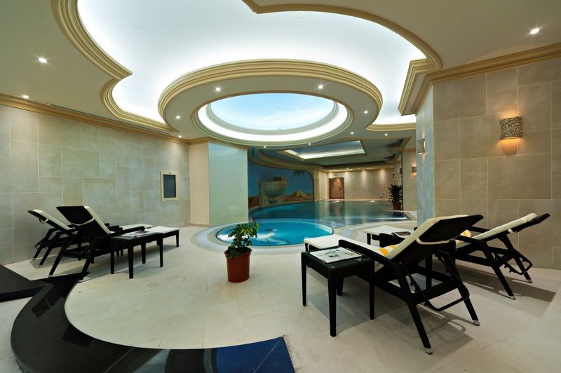 Magnum Hotel & Suites West Bay Doha Bagian luar foto